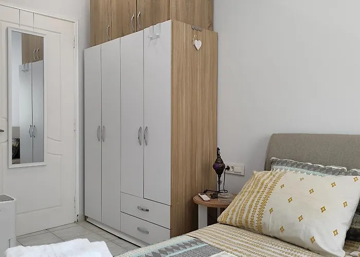 Apartment Cute And Comfy *