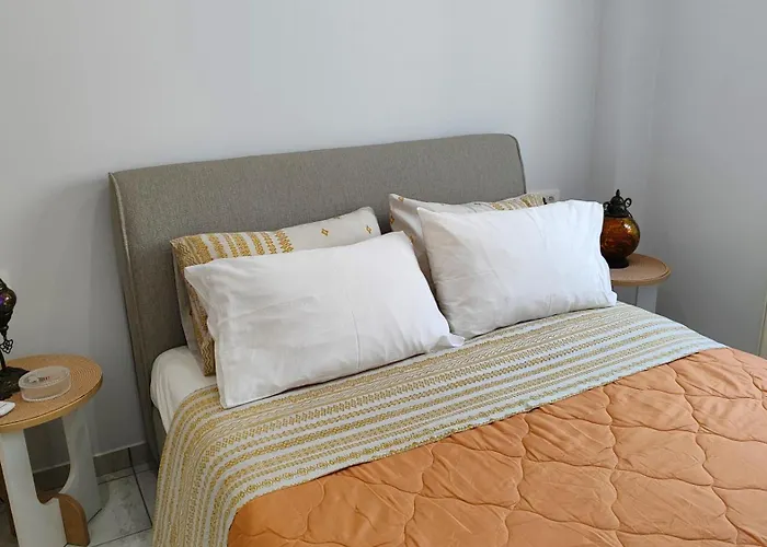 Cute And Comfy Chania (Crete)